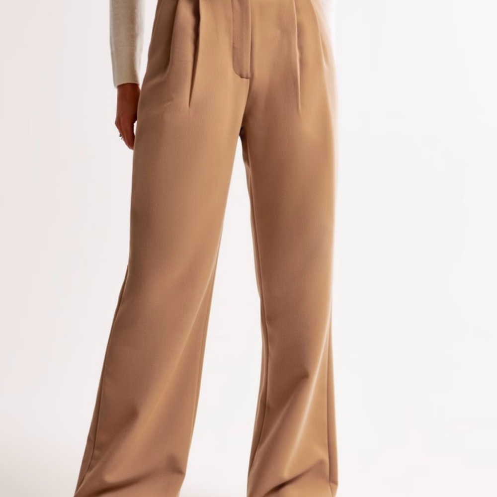 Abercrombie & Fitch Sloane Tailored Pants Tan in 25 Short